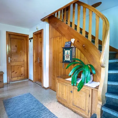 펜션 Fratte 쉬룬즈